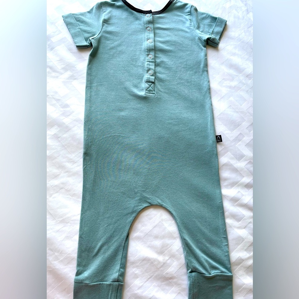 Rags essentials romper size 18-24m, 18 months, 24 months, GUC, rags to raches